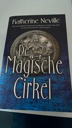 Katherine Neville - De magische cirkel, Ophalen of Verzenden, Zo goed als nieuw, Katherine Neville