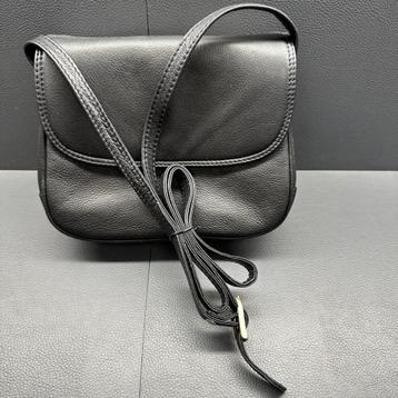 Mooie dames schoudertas 100% leder zwart 13 x 22 x 7 cm beschikbaar voor biedingen