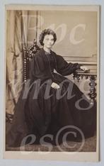 cdv jonge vrouw wijde jurk Mevr Vinkhuyzen 1860's Amsterdam, Gebruikt, Verzenden, Foto, Voor 1940