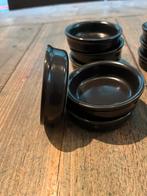 8 Zwarte Kommetjes / Schoteltjes, Huis en Inrichting, Keramiek, Ophalen of Verzenden, Zo goed als nieuw, Kom(men)