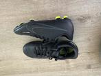 Voetbalschoenen, Maat XS of kleiner, Schoenen, Ophalen of Verzenden, Zo goed als nieuw