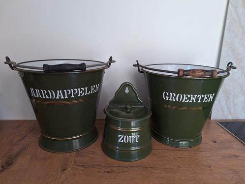 Donkergroen emaille aardappelen + groenten emmer + zoutpot, Antiek en Kunst, Antiek | Emaille, Ophalen of Verzenden