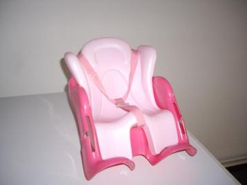 baby born autostoel  is tevens fietsstoeltje beschikbaar voor biedingen