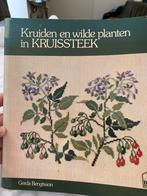 Borduur boek, Ophalen of Verzenden, Zo goed als nieuw, Patroon