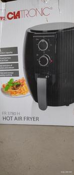 Zo goed als nieuwe Clatronic Airfryer, Witgoed en Apparatuur, Ophalen of Verzenden