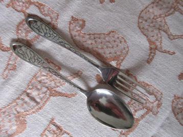 Verz. Kinderbesteksetje Moeders voor Moeders beschikbaar voor biedingen