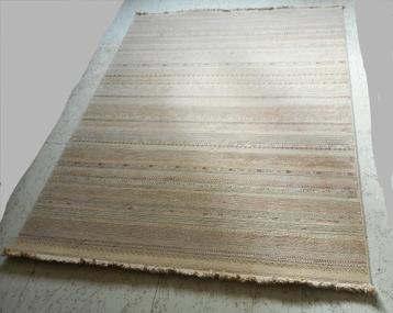 Zuiver Nepal vloerkleed, 160 x 235 cm, zeer goede staat beschikbaar voor biedingen