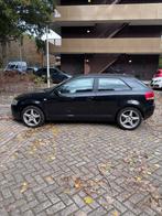 Audi A3 1.6 85KW 2006 Zwart, Auto's, Audi, Voorwielaandrijving, Euro 5, Zwart, Zwart