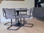 Set van 4 eetkamerstoelen met grijze ribstof, Ophalen, Gebruikt, Metaal, Vier