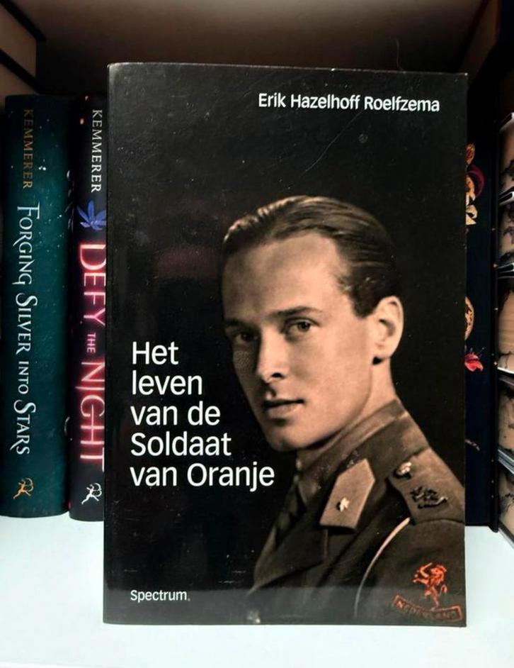 Het leven van de Soldaat van Oranje - Erik Hazelhoff Roelfze, Boeken, Biografieën, Zo goed als nieuw, Politiek, Ophalen of Verzenden