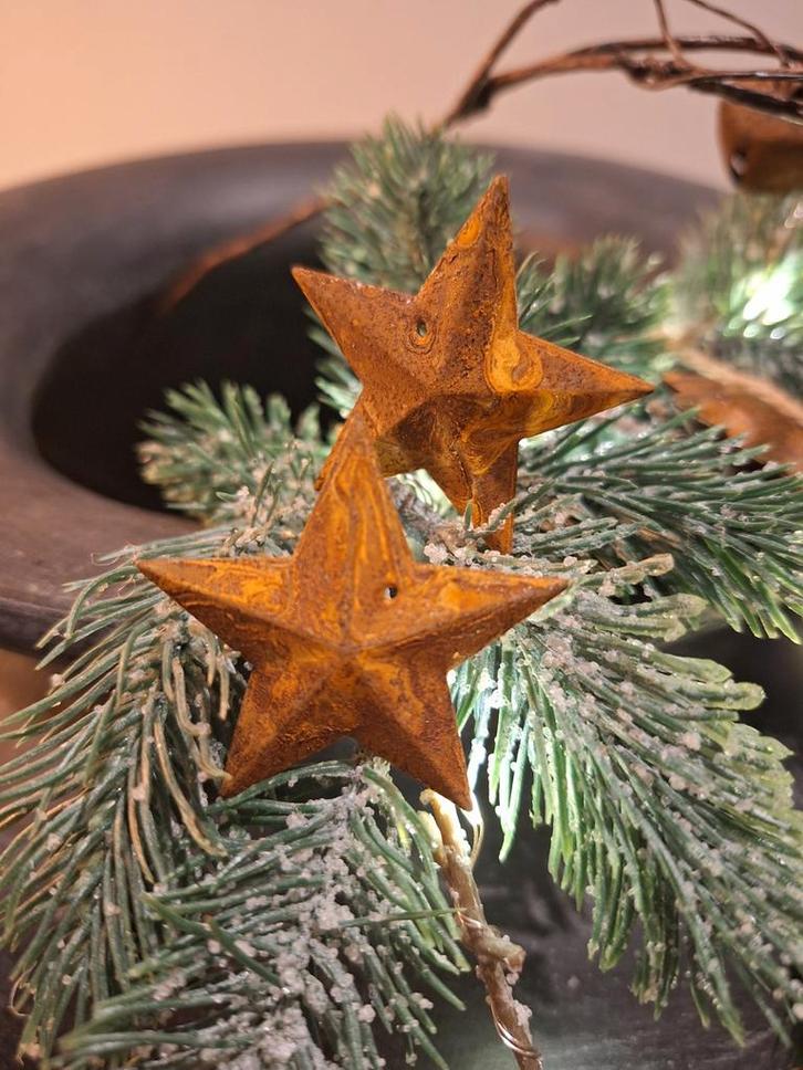 Meerdere setjes roestige Metalen Mini Sterren - 10 stuks, Diversen, Kerst, Nieuw, Ophalen of Verzenden