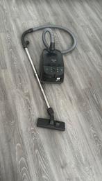 Miele stofzuiger, Ophalen of Verzenden, Zo goed als nieuw, 1600 tot 2000 watt, Stofzuiger