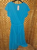 NIEUW Jurkje  New Collection serie Made italy
NIEUW
M/L, Kleding | Dames, Jurken, Ophalen of Verzenden, Nieuw, Blauw, Boven de knie
