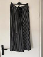 BROEK VANILIA STREEP maat 42, Kleding | Dames, Broeken en Pantalons, Vanilia, Zwart, Maat 42/44 (L), Ophalen of Verzenden