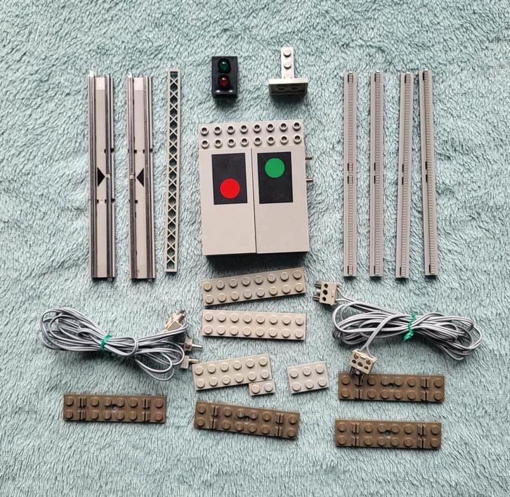 Lego trein 12 Volt grijze rails stoplicht (set 7860), Kinderen en Baby's, Speelgoed | Duplo en Lego, Gebruikt, Lego, Complete set