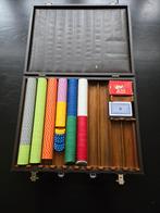 poker and real casino chips in wooden case, Ophalen of Verzenden, Zo goed als nieuw