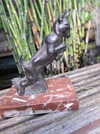 Art deco  geit sculptuur op marmeren voet, Ophalen of Verzenden