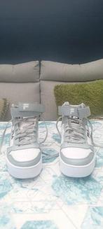 Zgan fila sneakers m 44, Ophalen of Verzenden, Zo goed als nieuw