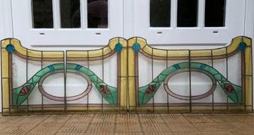 Authentieke Art Nouveau / Jugendstil glas in lood ramen. 