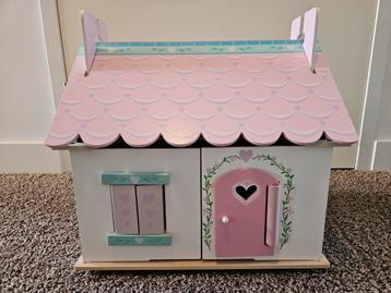 Houten Poppenhuis Lily's Cottage van Le Toy Van  beschikbaar voor biedingen