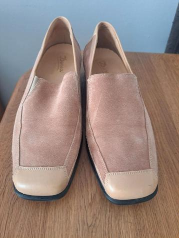 Durea.  Bruine loafers 7 G. beschikbaar voor biedingen