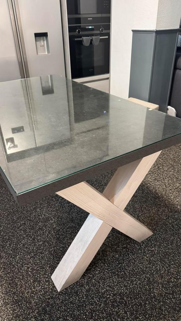 Moderne Eettafel met Glazen Blad, Huis en Inrichting, Tafels | Eettafels, Zo goed als nieuw, 100 tot 150 cm, 150 tot 200 cm, Vier personen