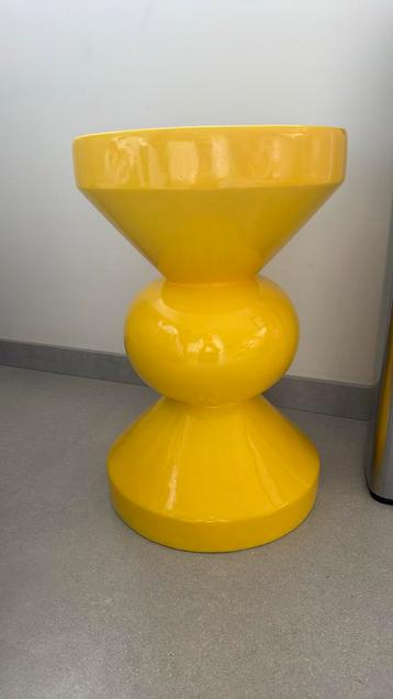 Bijzettafel diabolo - geel - ø33x50 cm beschikbaar voor biedingen
