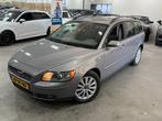 Volvo V50 2.4i Momentum / AUTOMAAT / NAP / RIJDT SCHAKELT GO, 1378 kg, 700 kg, 2435 cc, 170 pk