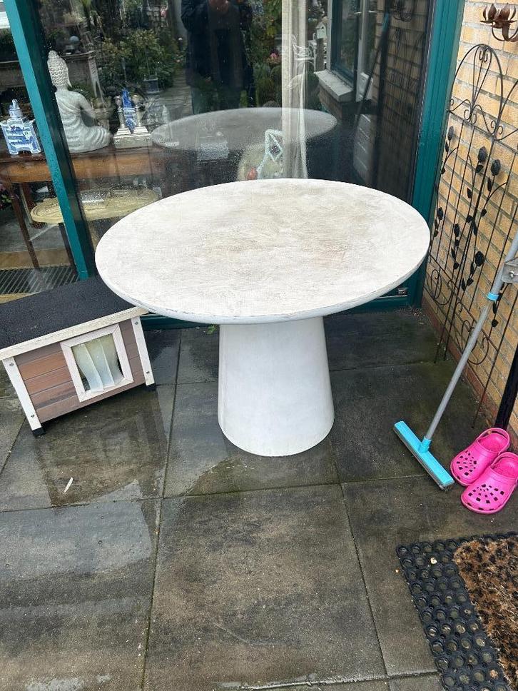Damon ronde eettafel betonlook 100cm diam 78cm hoog., Huis en Inrichting, Tafels | Eettafels, Gebruikt, 50 tot 100 cm, 50 tot 100 cm