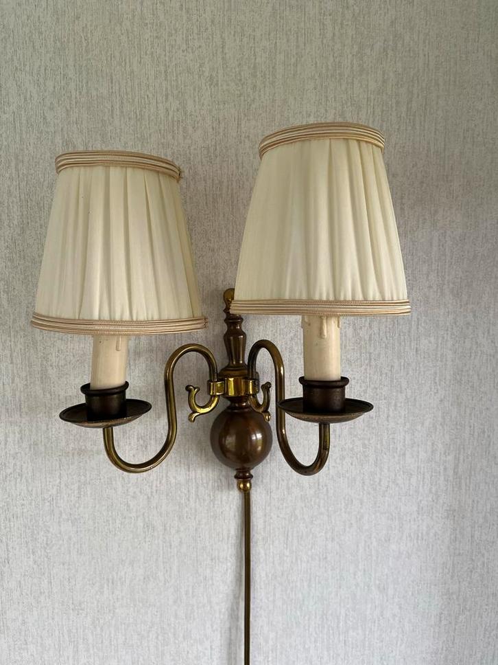 Vintage bronzen schemerlamp met roomwit kapje, Huis en Inrichting, Lampen | Wandlampen, Gebruikt, Metaal, Ophalen