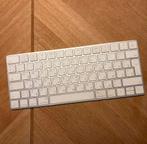 Apple Magic Keyboard - RU/EN layout, Ophalen of Verzenden, Zo goed als nieuw