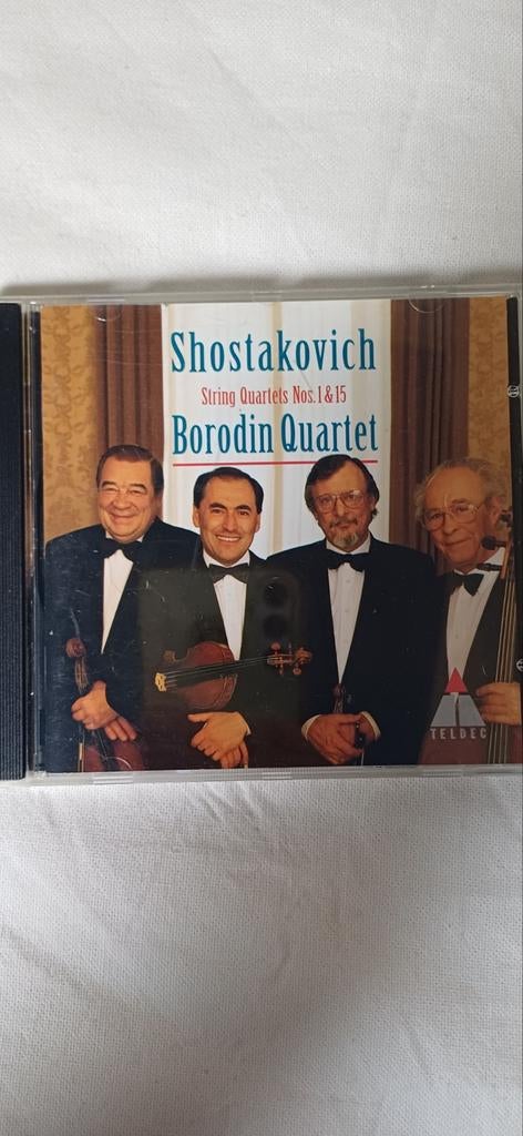 Shostakovich. Strijkkwartet 1 & 15. Borodin Quartet, Ophalen of Verzenden, Modernisme tot heden, Zo goed als nieuw, Kamermuziek