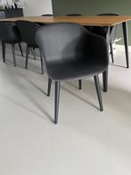 ZGAN | Eetkamerstoel | Muuto Fiber Armchair | Zwart | Design, Zwart, Scandinavisch, Zo goed als nieuw, Vijf, Zes of meer stoelen