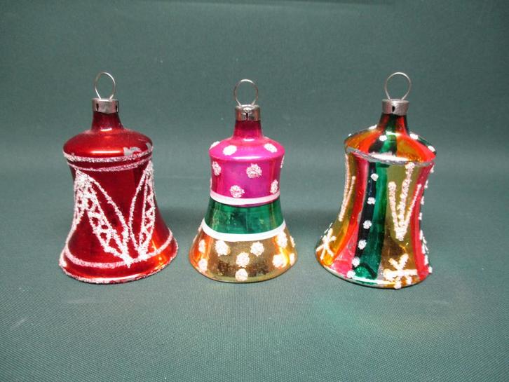 Drie oude vintage antieke kerstballen klokjes, Diversen, Kerst, Zo goed als nieuw, Ophalen of Verzenden