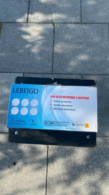 Plaffond spotjes beschikbaar voor biedingen