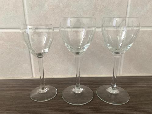 3x mooi gegraveerd borrelglaasje, Verzamelen, Glas en Borrelglaasjes, Zo goed als nieuw, Borrel- of Shotglas, Ophalen of Verzenden