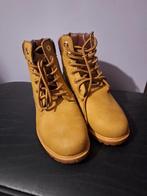 Nieuwe bergschoenen maat 37, Kleding | Dames, Schoenen, Ophalen of Verzenden, Zo goed als nieuw, Zwart, Sneakers of Gympen