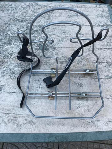 Fietstasdrager  voor achterop de fiets kleur grijs izgst beschikbaar voor biedingen