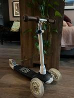 Kinderstep 3 wielen met lampjes van Oxelo, Ophalen, Zo goed als nieuw, Gewone step