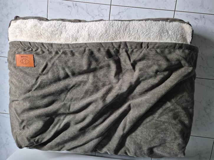 D&d mand/ slaapzak NIEUW 80x60x15, Dieren en Toebehoren, Hondenmanden, Nieuw, Overige, Ophalen