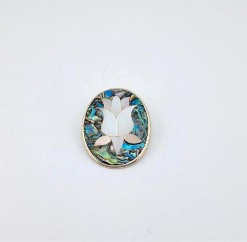 Broche / Hanger, Alpca en parelmoer, Sieraden, Tassen en Uiterlijk, Broches, Zo goed als nieuw, Overige materialen, Zilver, Ophalen of Verzenden