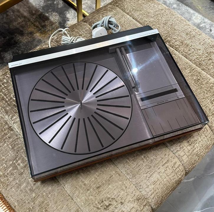 BeoGram 4002 met MMC20 EN, Audio, Tv en Foto, Televisies, 100 cm of meer, Overige merken, 50 Hz, Ophalen of Verzenden