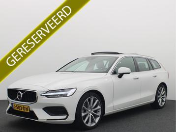 Volvo V60 2.0 T4 Momentum PANORAMADAK / FULL LED / CARPLAY / beschikbaar voor biedingen