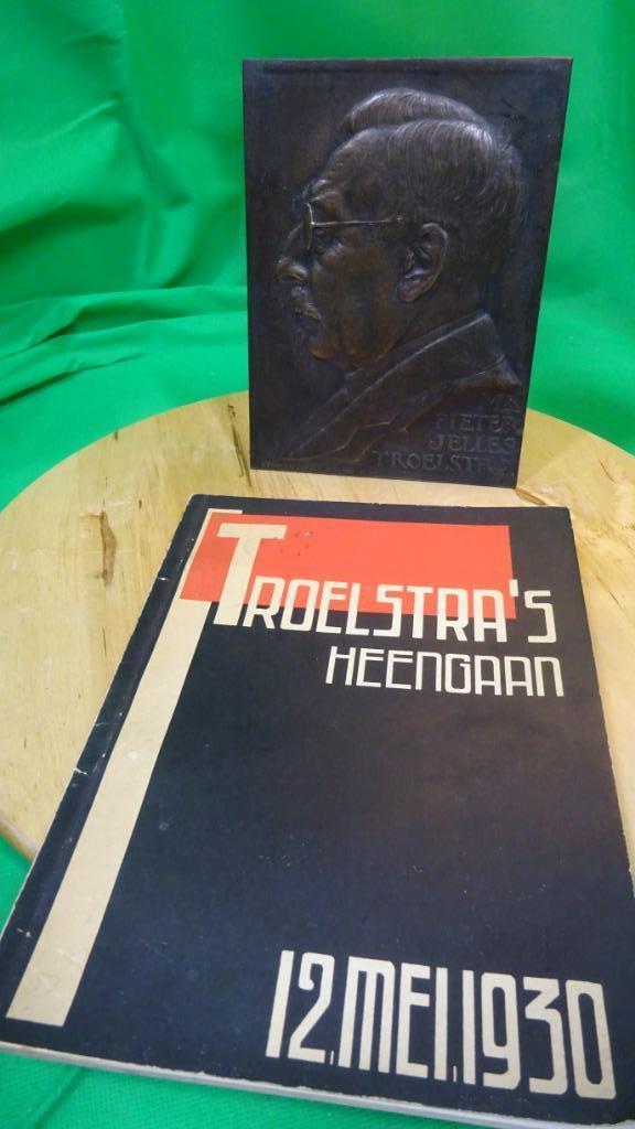 Plaquette Pieter Jelles Troelstra, 1926 [door J.C. Wienecke], Antiek en Kunst, Antiek | Koper en Brons, Brons, Ophalen of Verzenden