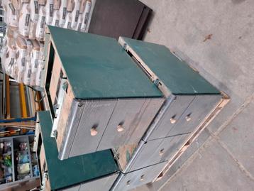 Stalen kasten 5x beschikbaar voor biedingen