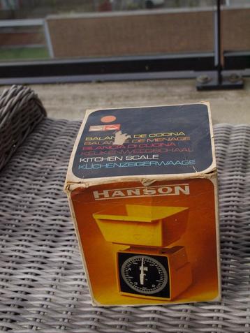 retro oranje keukenweegschaal  beschikbaar voor biedingen