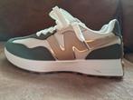 Nieuwe legergroene sneaker mt 38, Ophalen, Zo goed als nieuw, Groen, Sneakers of Gympen
