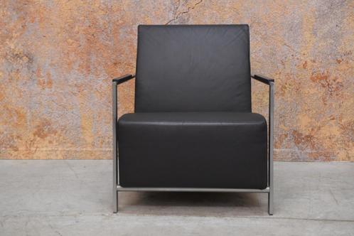 ZGANieuw! zwarte leren Harvink Alowa design fauteuil, Huis en Inrichting, Fauteuils, Zo goed als nieuw, Leer, Metaal, 50 tot 75 cm
