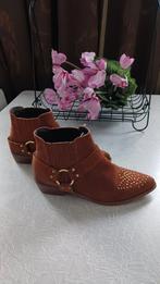 Cowboylaarsje enkellaarsje  boho Sacha maat 37 suède cognac, Kleding | Dames, Schoenen, Bruin, Lage of Enkellaarzen, Ophalen of Verzenden