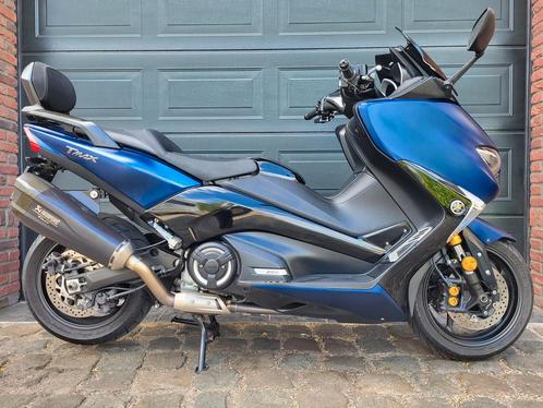 Yamaha T-Max 530 DX Akrapovic Keyless Nieuwstaat NL-motor AB, Motoren, Motoren | Yamaha, Bedrijf, Scooter, 12 t/m 35 kW